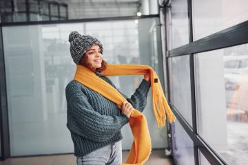 Ako uviazať šatku – praktické techniky a inšpirácie