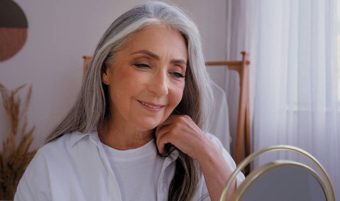 Babské rady na šedivé vlasy