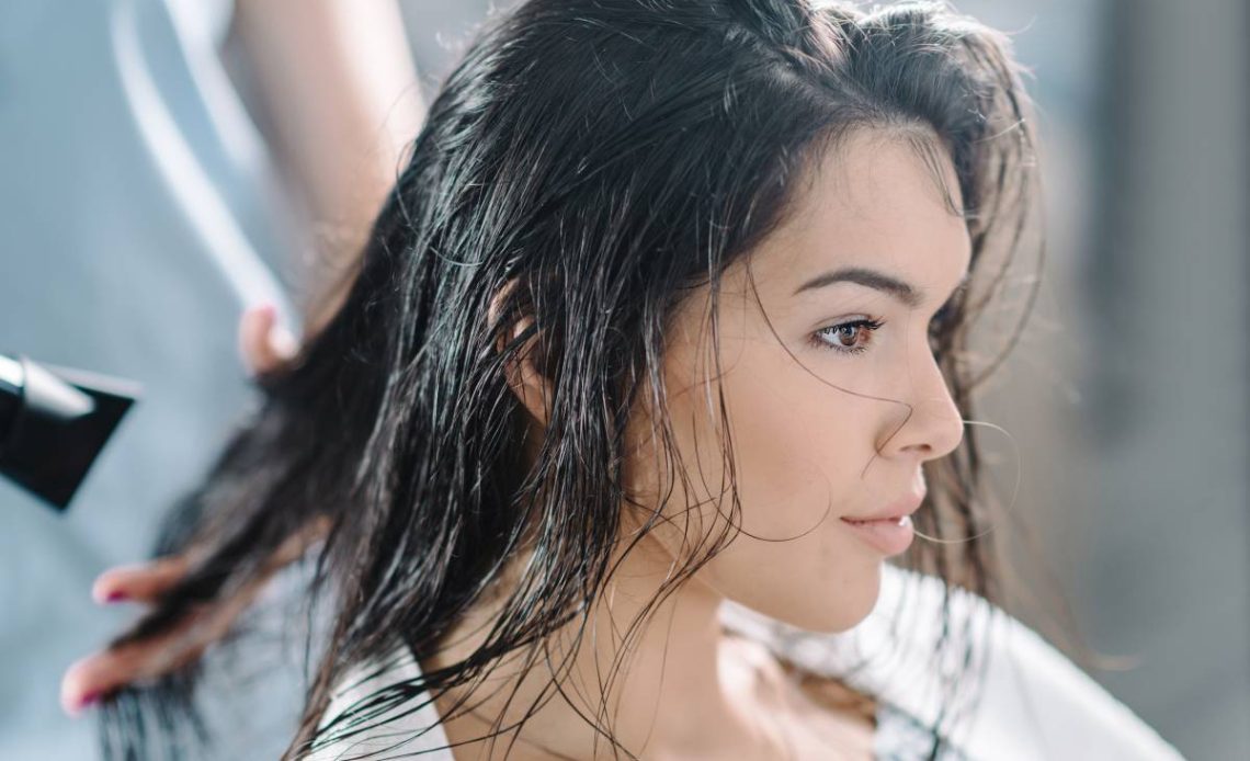 Strihy vlasov na omladenie