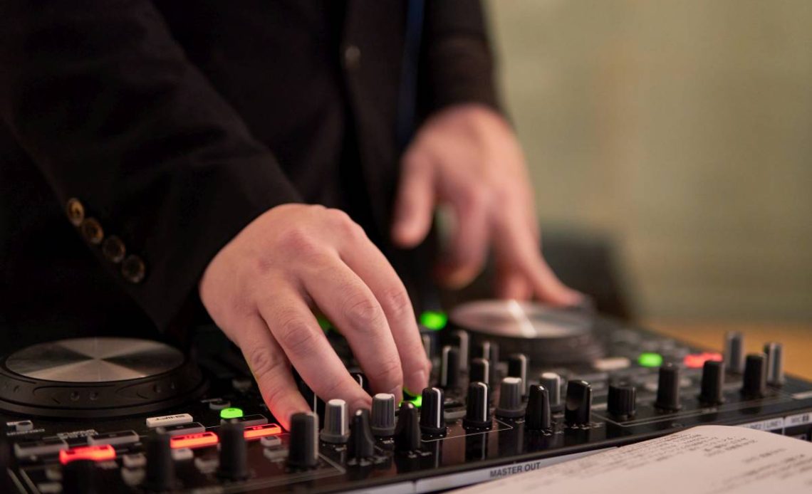 DJ na svadbu