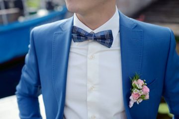Oblek pre ženícha – aký strih a farba sú momentálne v móde?